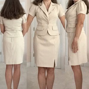 Biege/Cream 2 piece business skirt suit